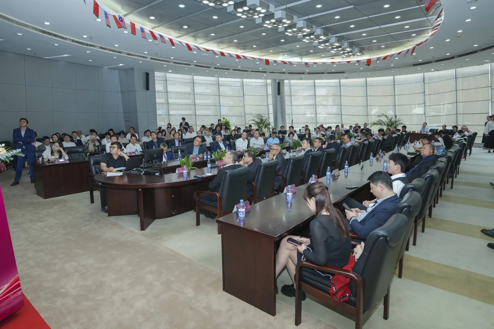 智动未来携手马来西亚理工大学共筑东盟科教新生态现场图片 4